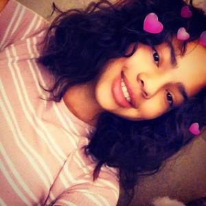 Meet your Posher, Mikayla